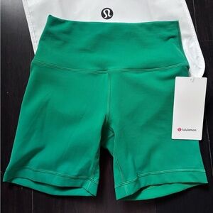 lululemon athletica Women’s Bike Shorts — Green